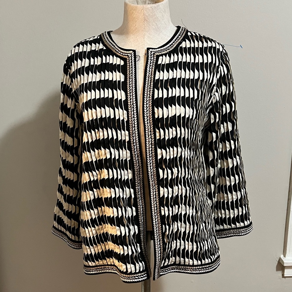 CHICO’S travelers collection black and white jacket 0